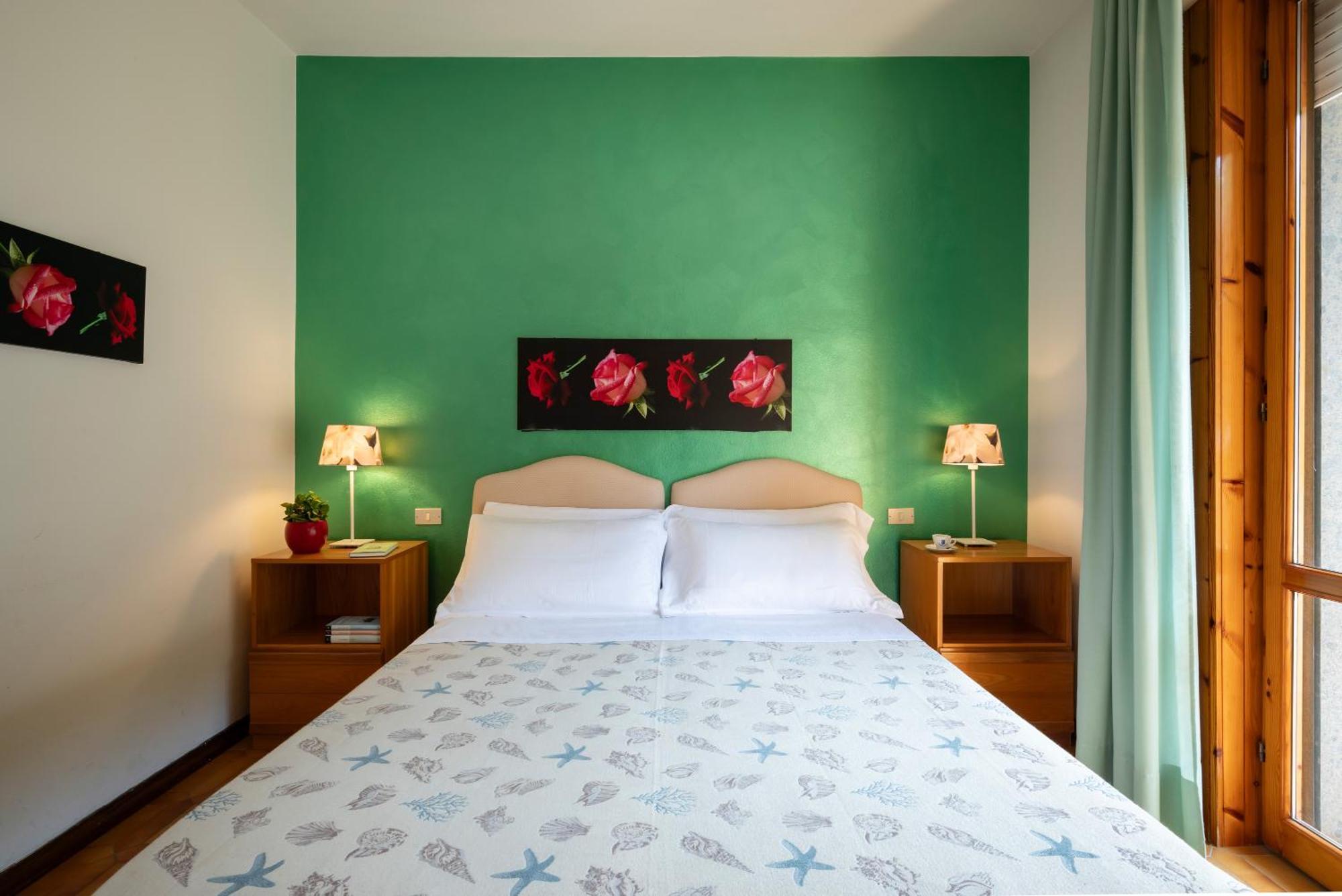 Hotel Parco Dei Pini - 100Mt Dal Mare Follonica Ngoại thất bức ảnh